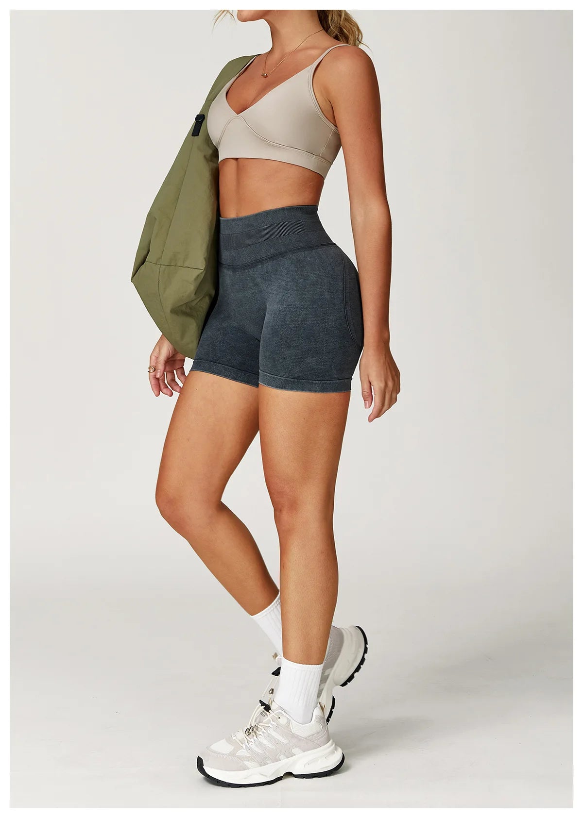Le Short DARE
