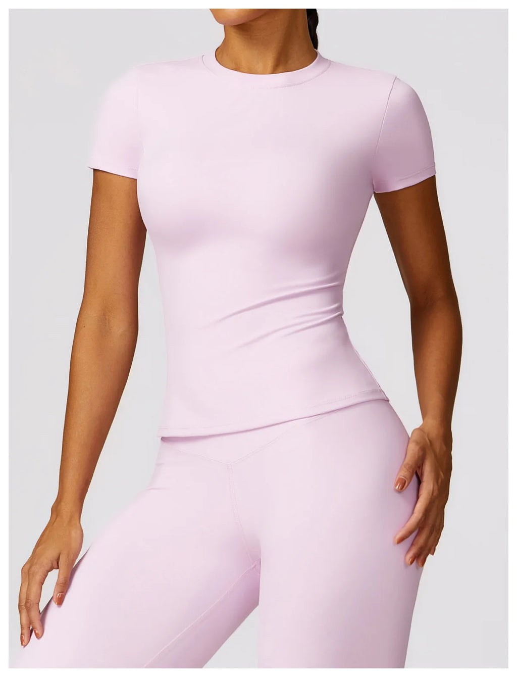 Le top BASE  avec brassière intégrée