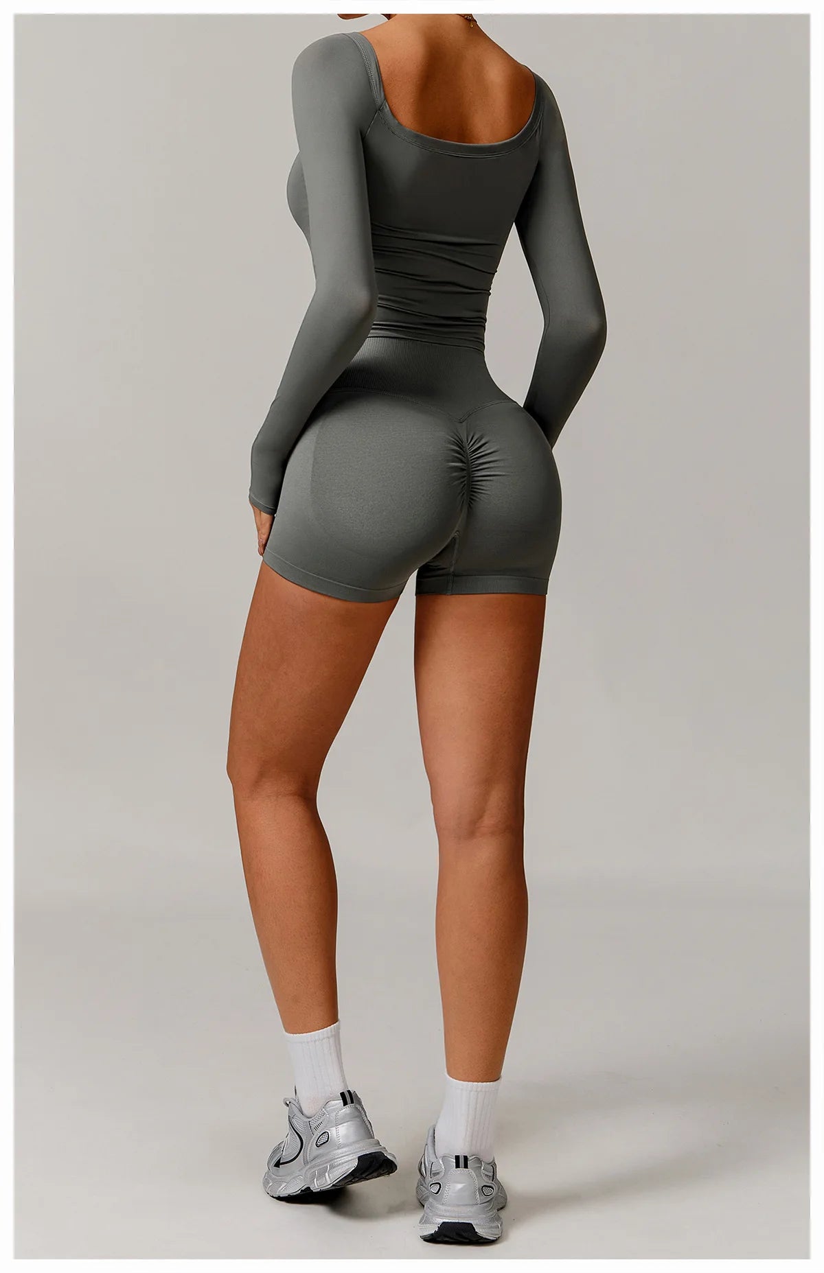 Le Top WHOLE   avec brassière intégrée