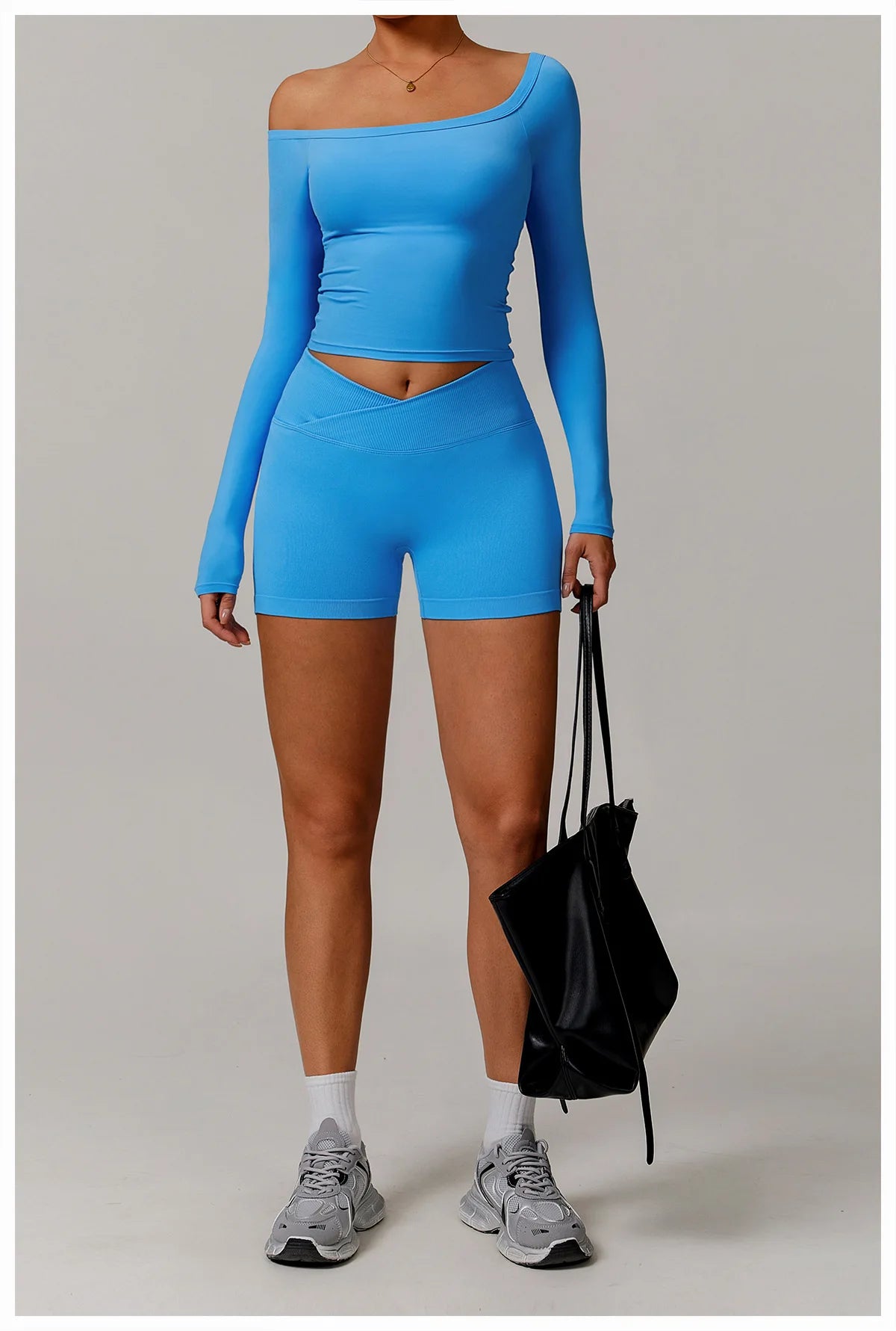 Le Top WHOLE   avec brassière intégrée