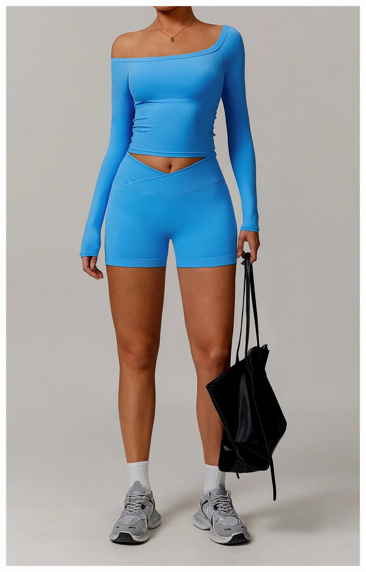 Le Short STRONG