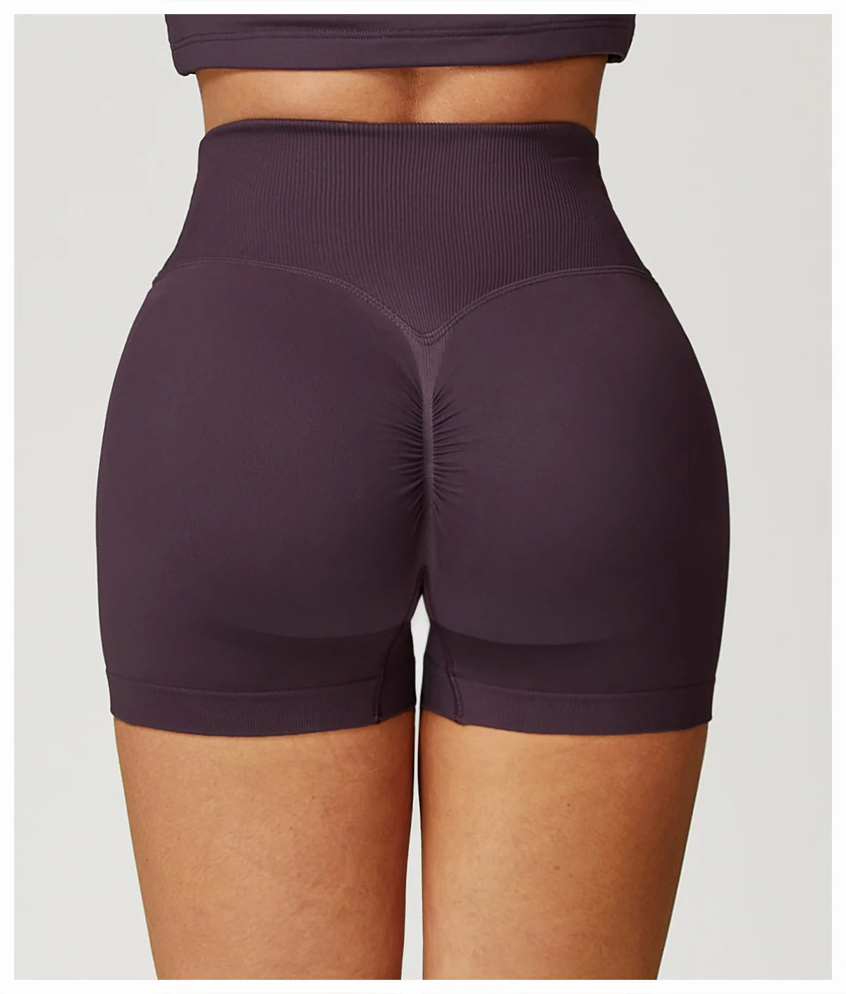 Le Short STRONG