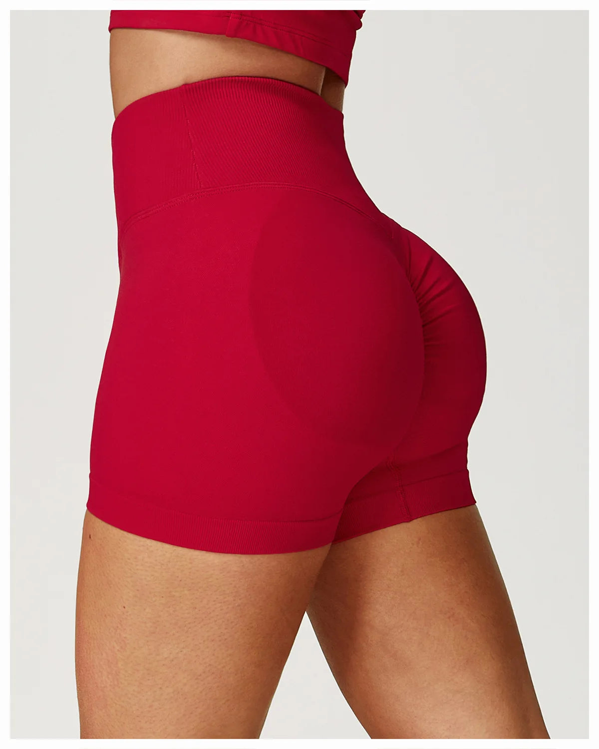 Le Short STRONG