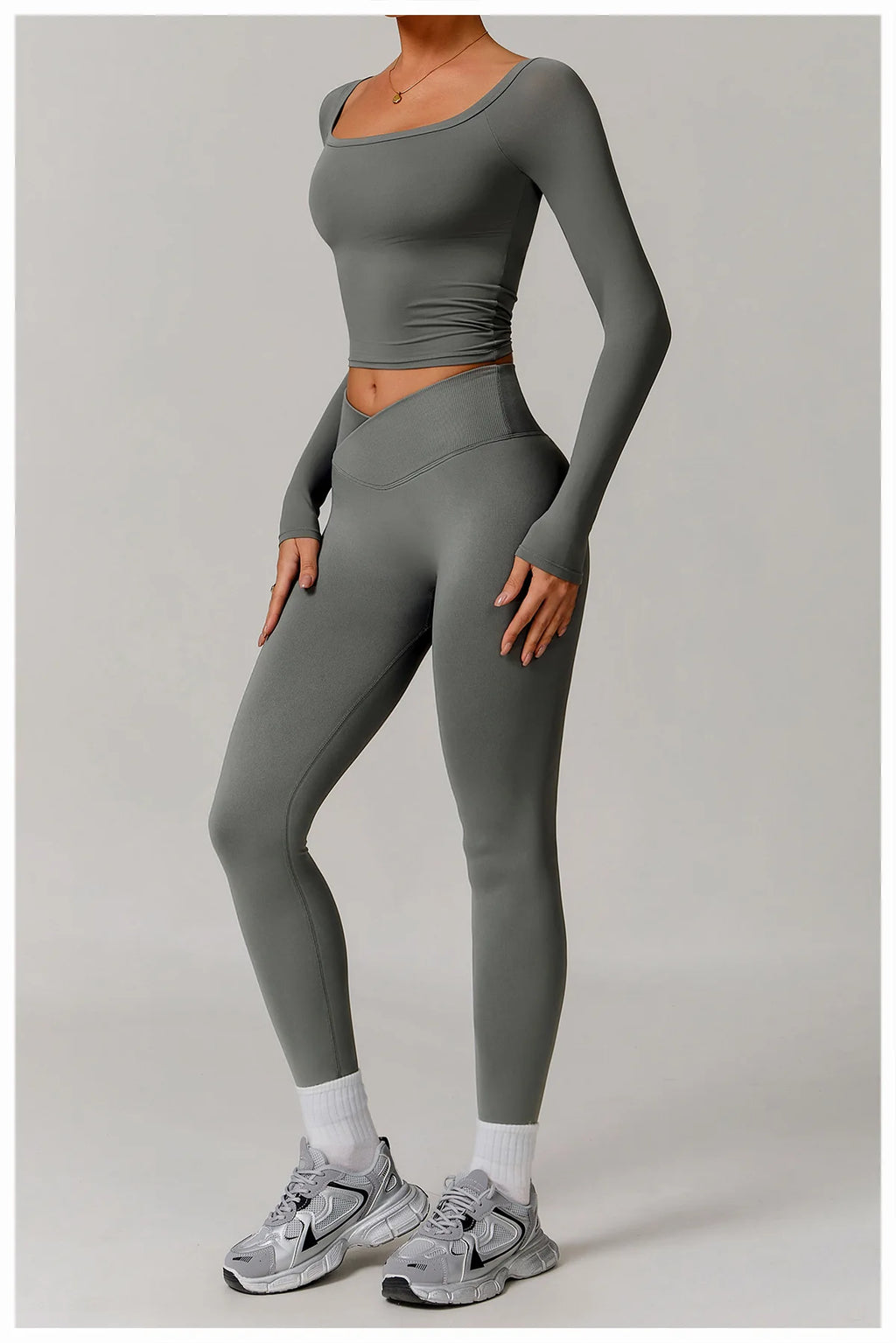 Le Top WHOLE   avec brassière intégrée