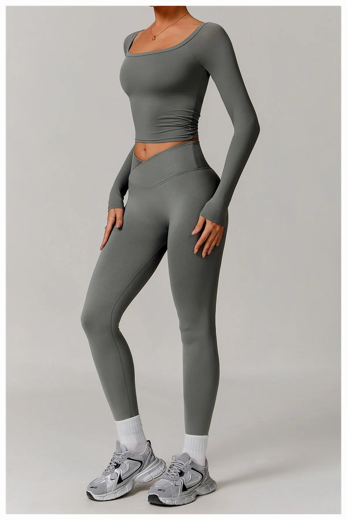 Le Top WHOLE   avec brassière intégrée