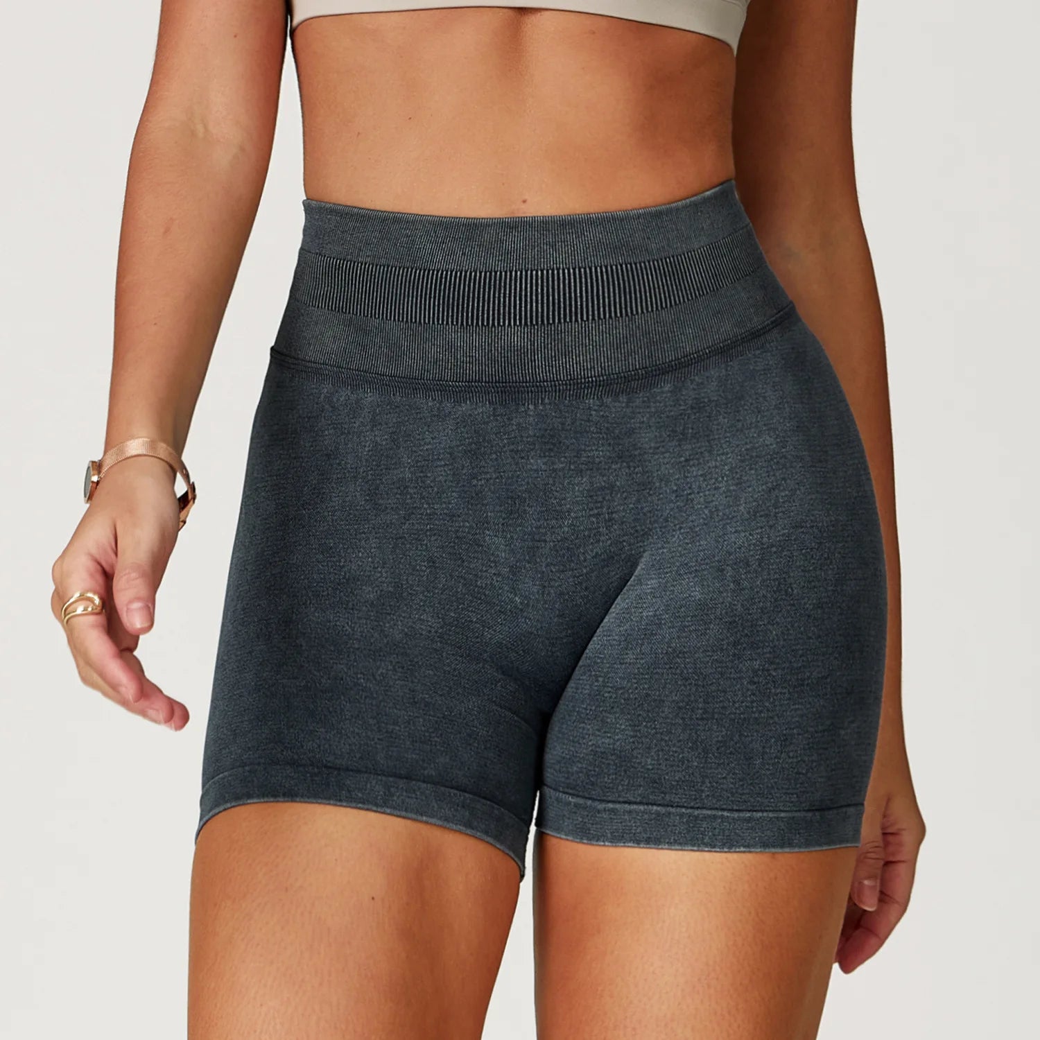 Le Short DARE