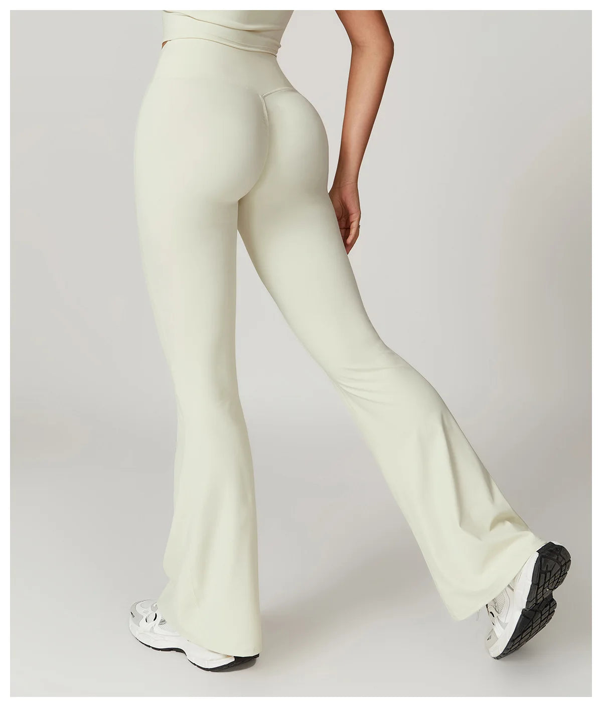 Le Pantalon FLARE
