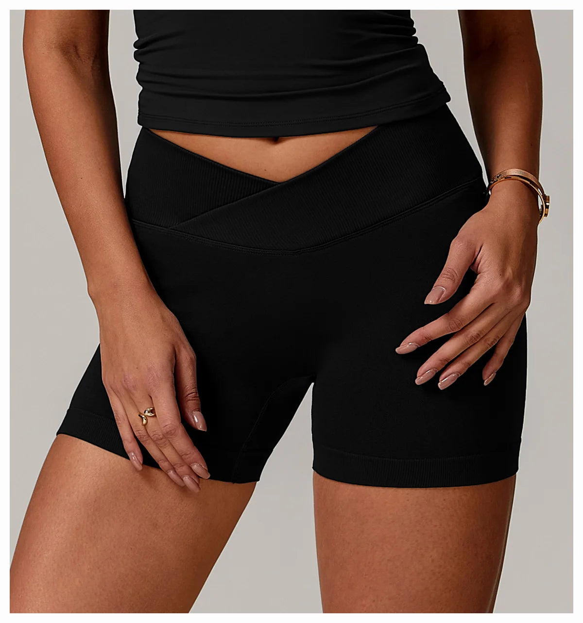 Le Short STRONG