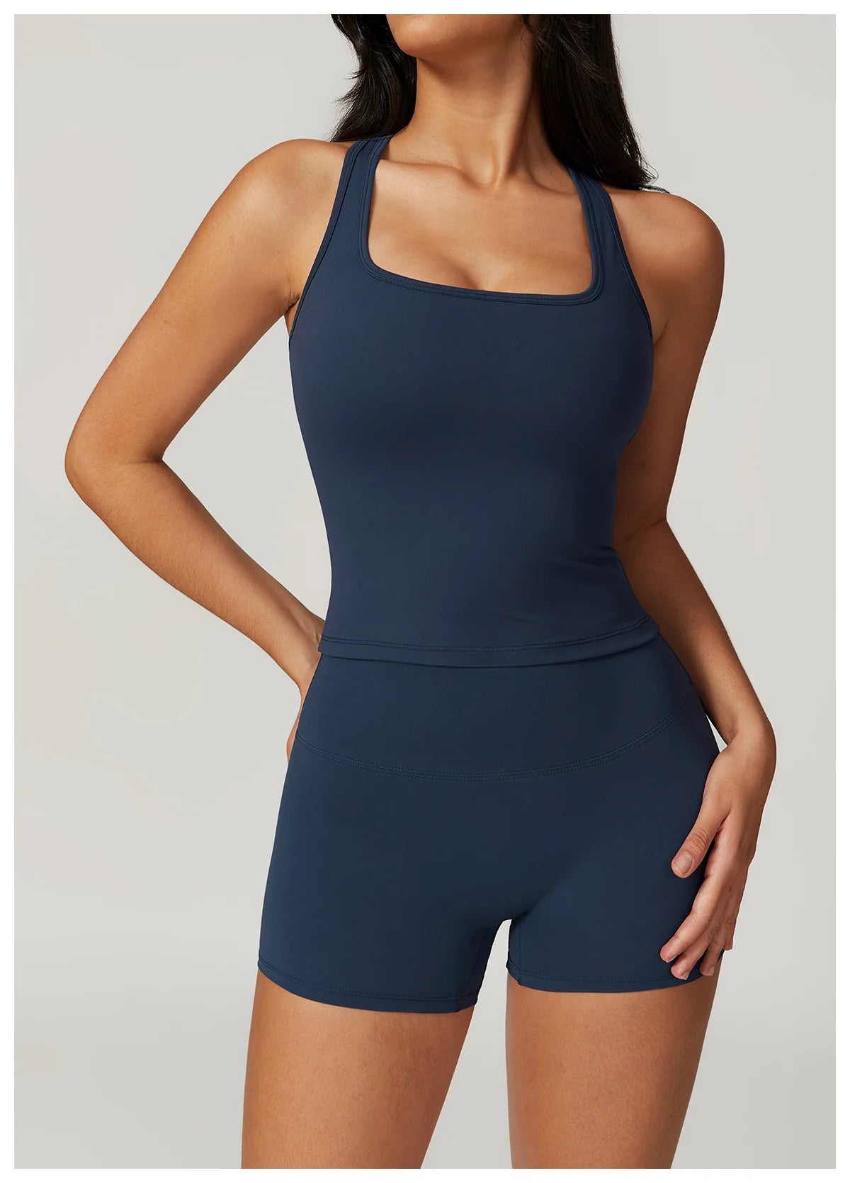 Le top STONE  avec brassière intégrée
