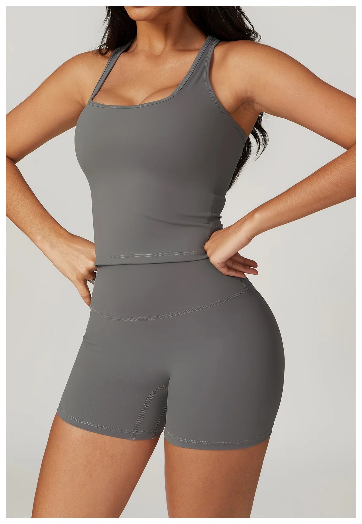 Le top STONE  avec brassière intégrée