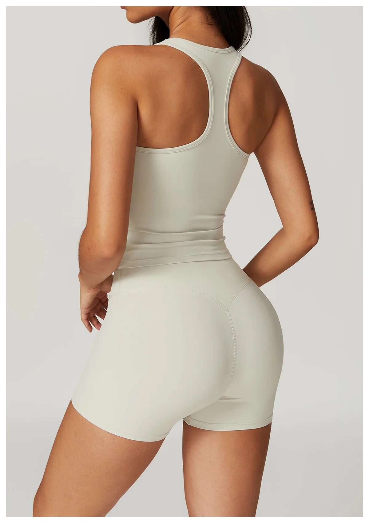 Le top STONE  avec brassière intégrée