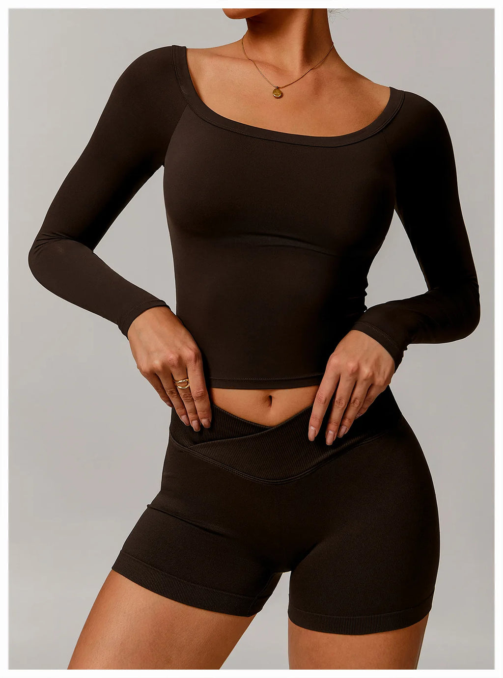 Le Top WHOLE   avec brassière intégrée