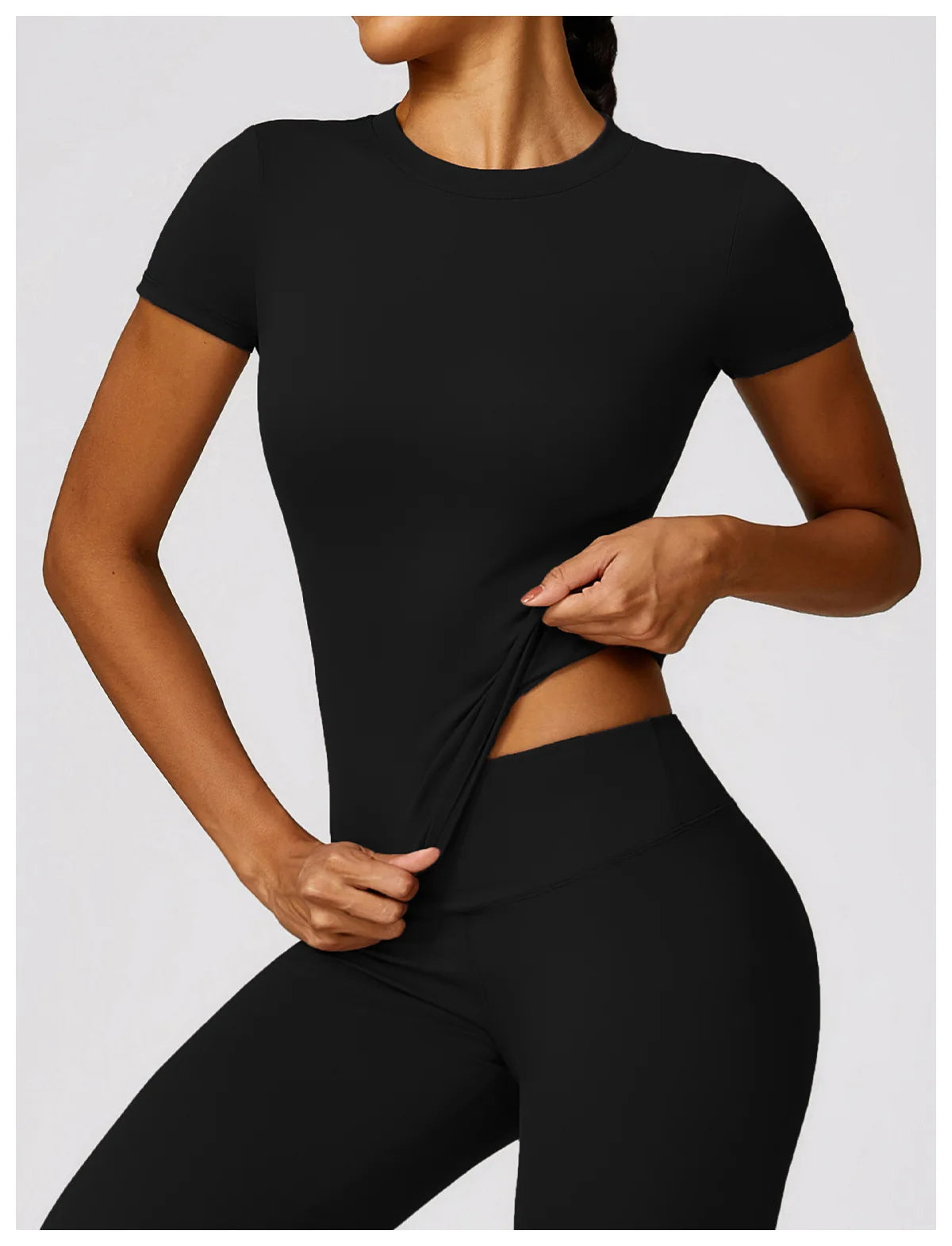 Le top BASE  avec brassière intégrée