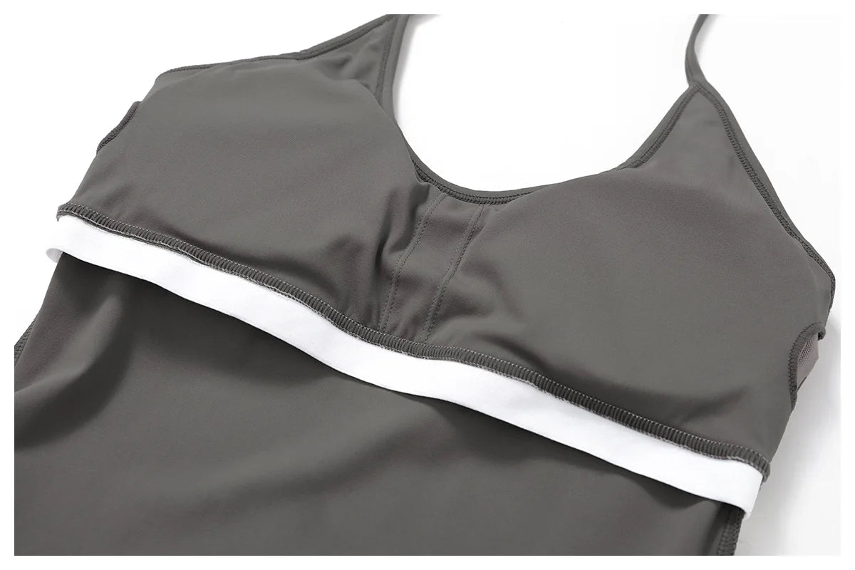 Le top Queen Up avec brassière intégrée