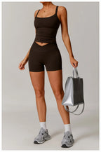 Le Short STRONG