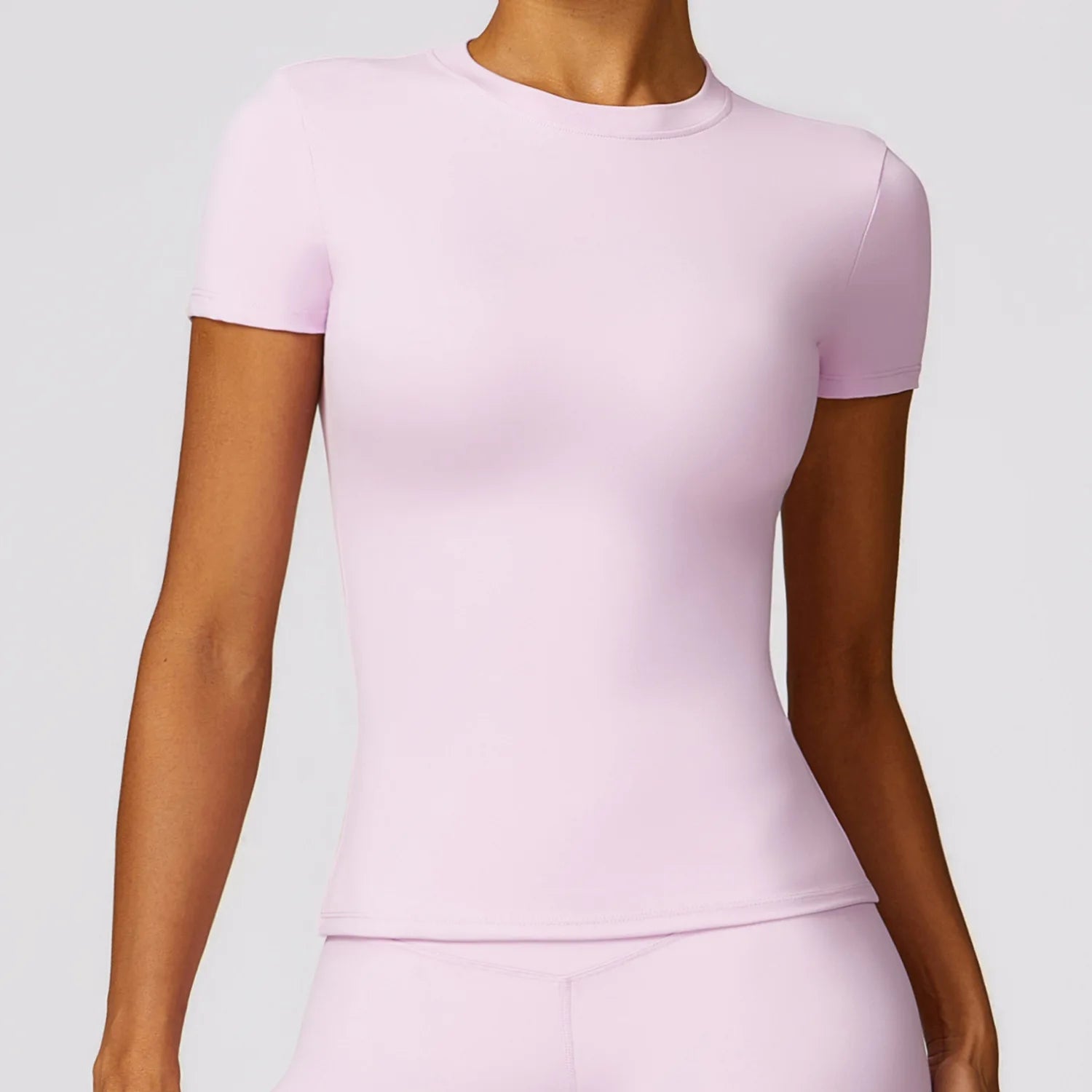 Le top BASE  avec brassière intégrée