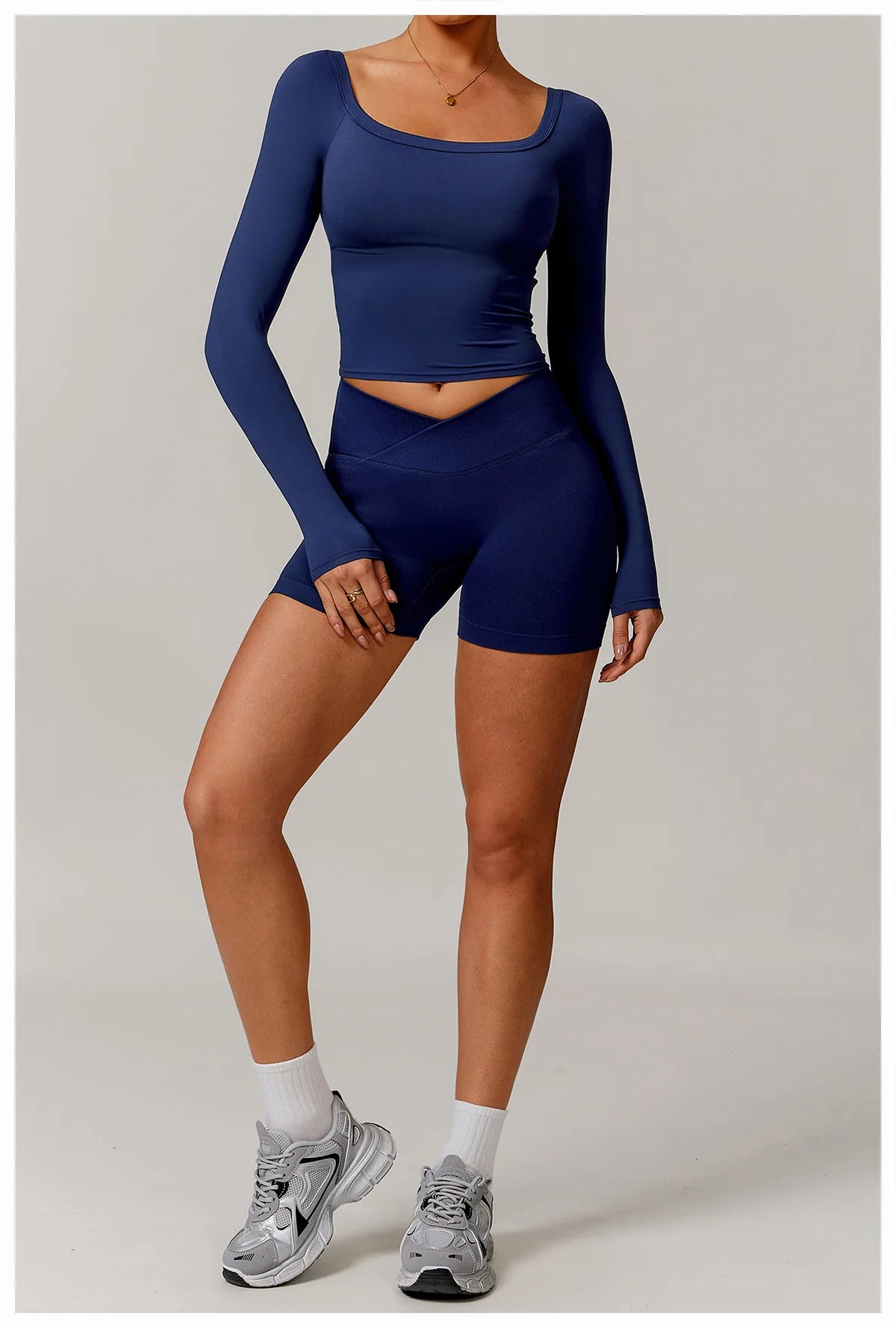 Le Top WHOLE   avec brassière intégrée