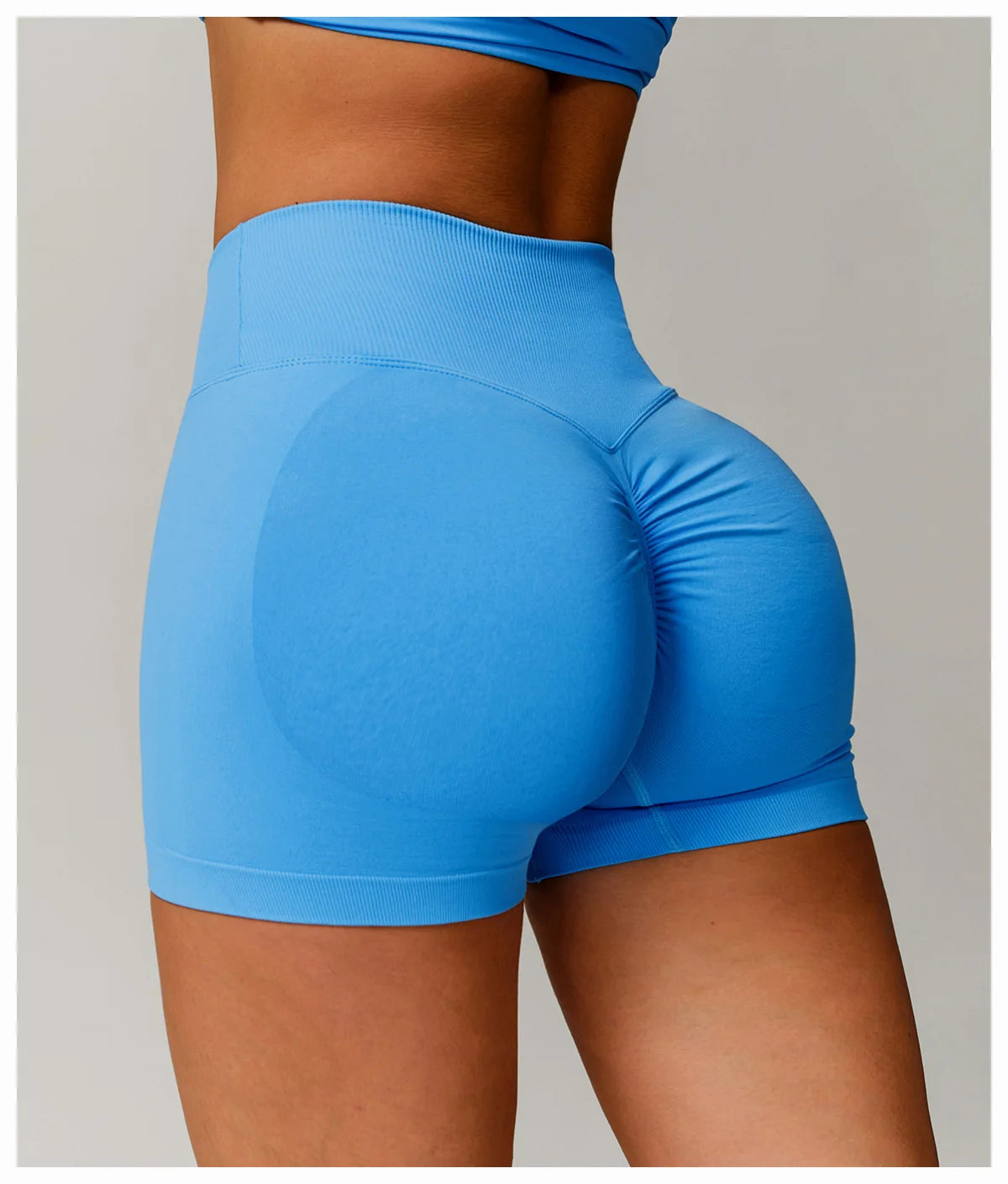 Le Short STRONG