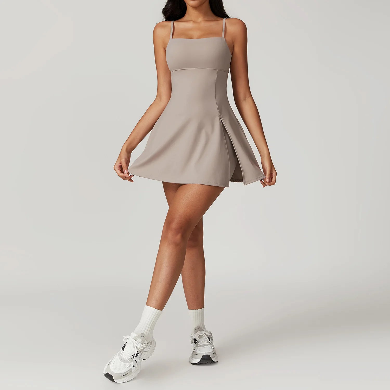 La Robe ACTIVE avec short intégré
