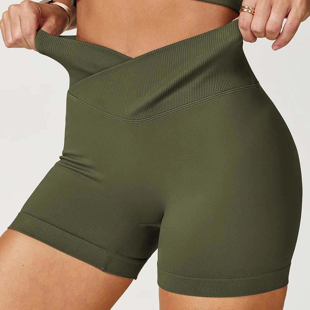 Le Short STRONG