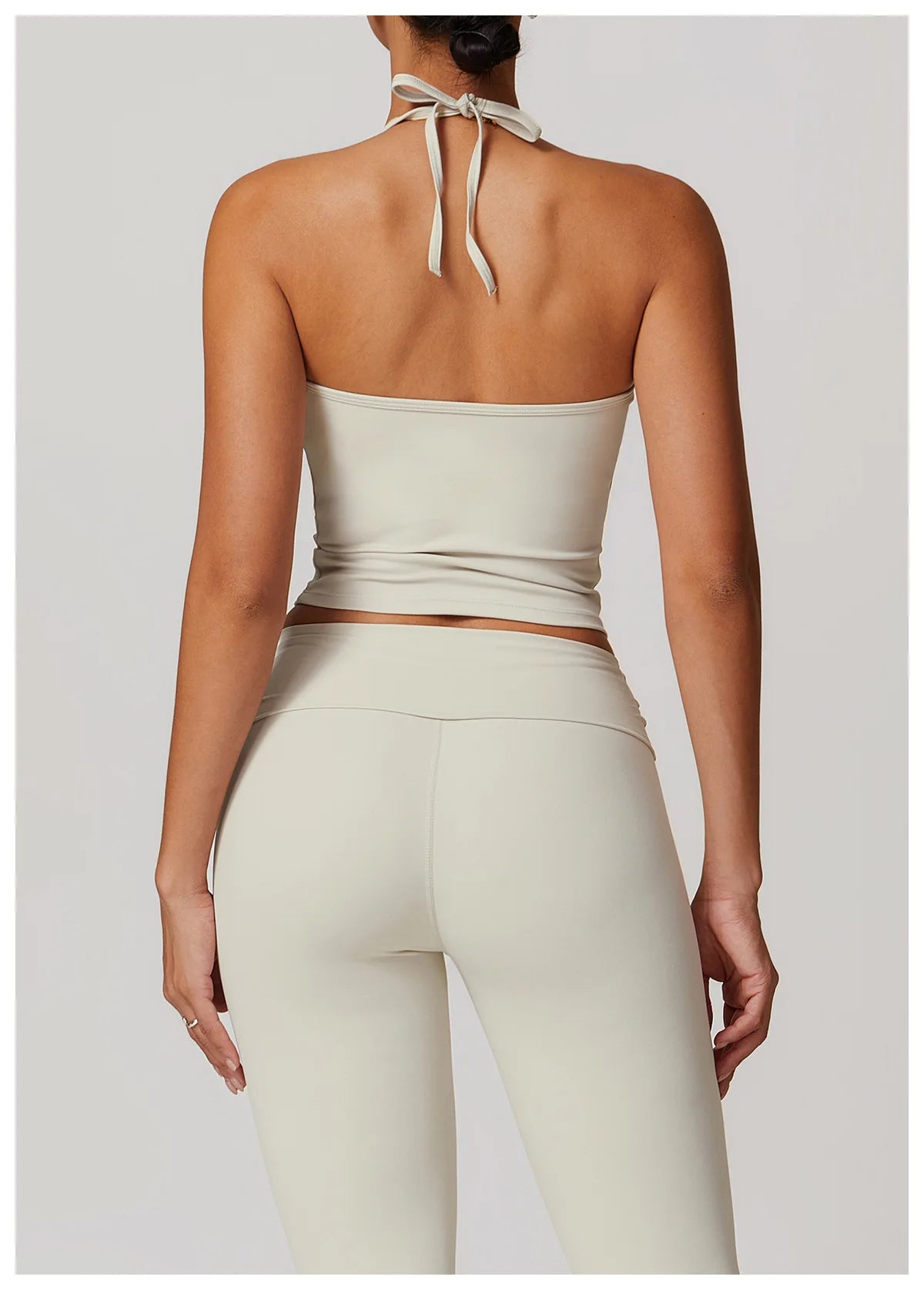 Le top Queen Up avec brassière intégrée