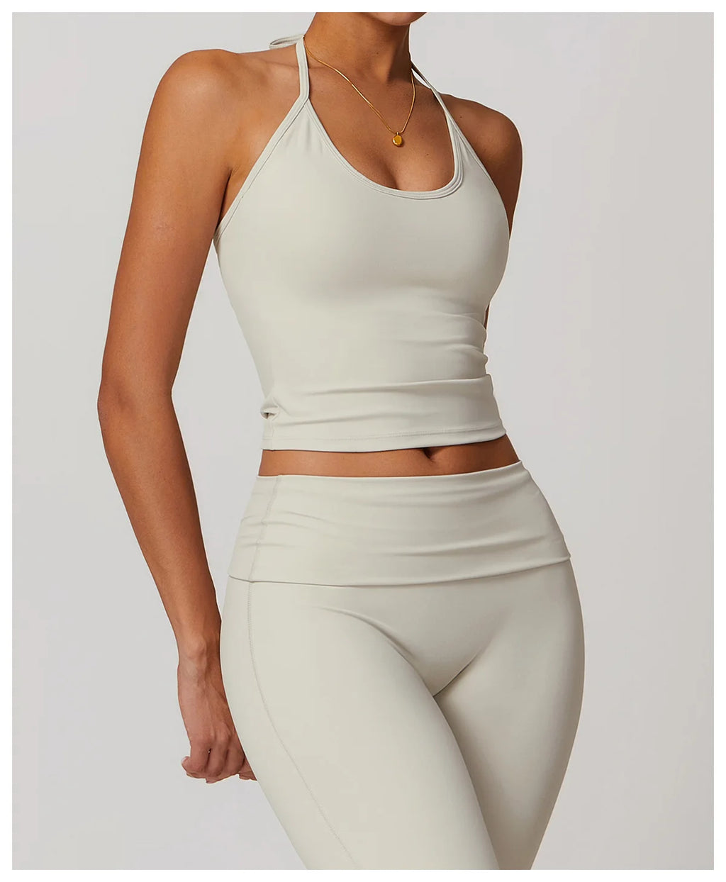 Le top Queen Up avec brassière intégrée