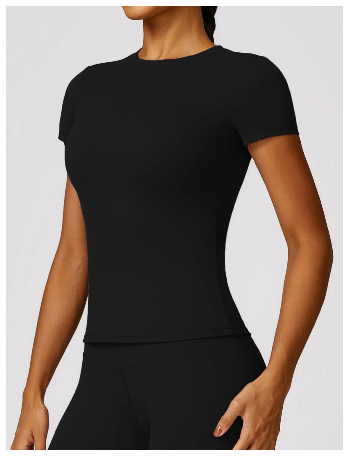 Le top BASE  avec brassière intégrée